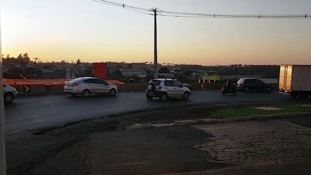 Fluxo de veículos no Trevo Cataratas aumenta nesta quarta-feira (09)