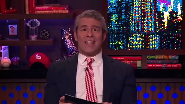 Adult Celebs Who Creepily Dated Teenagers