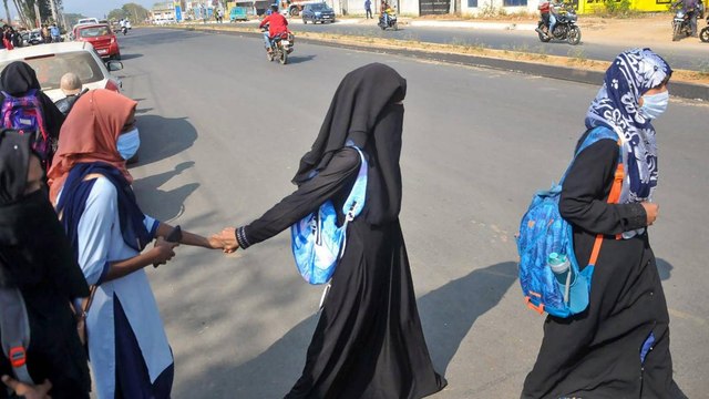 Karnataka High Court refers hijab matter to larger bench