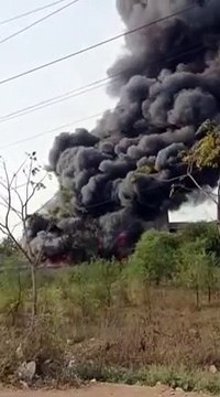 रायपुर की फोम की फैक्ट्री में अचानक लगी भीषण आग, 6 महीने में लगी दूसरी बार आग