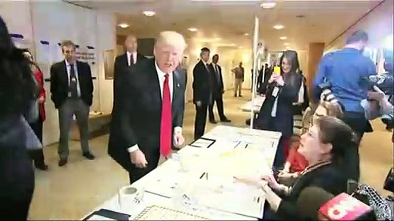 Trumps Wirtschaftsprüfer kündigen und widerrufen Jahresberichte