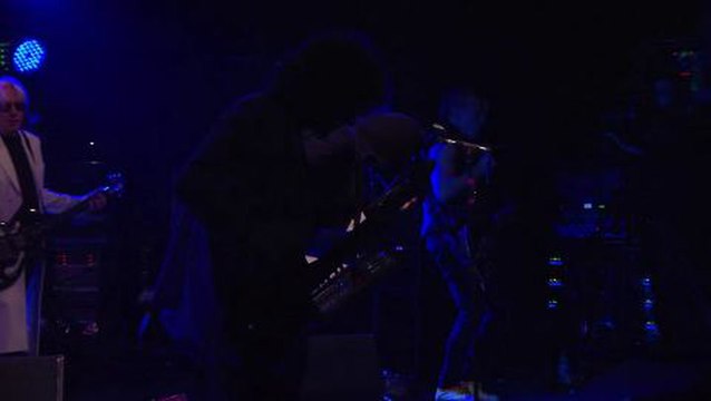 Blondie Play 'Call Me' At The NME Awards 2014