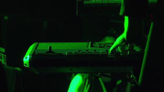 Blondie Play 'Atomic' At The NME Awards 2014