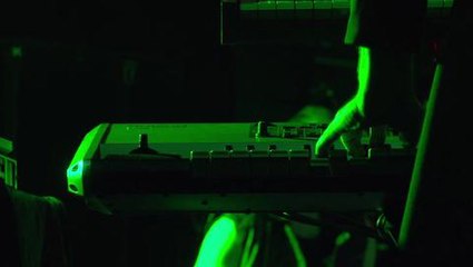 Blondie Play 'Atomic' At The NME Awards 2014