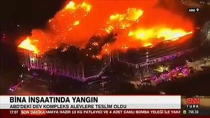 ABD'deki dev kompleks böyle yandı! Alevler geceyi aydınlattı