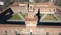 Milano - Vento forte, verifiche con drone al Castello Sforzesco (09.02.22)