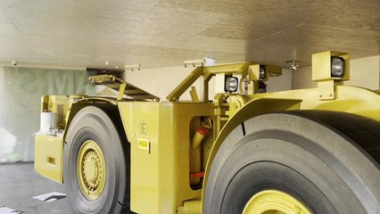 Elphinstone R1500 removed from Makers’ Workshop