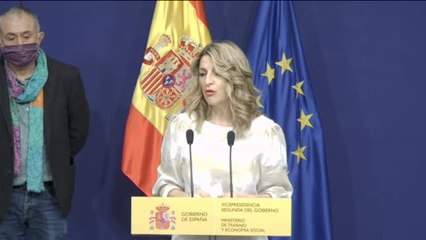 Gobierno y sindicatos acuerdan un salario mínimo de 1.000 euros