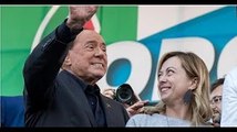 Centrodestra, Giorgia Meloni torna sulla reti Mediaset: “Mi è arrivato un invito. Con Berlusconi nul