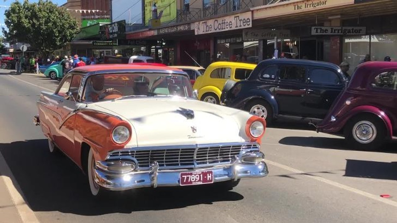 Leeton hot rods