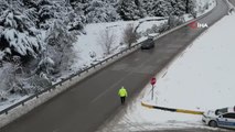 Kar yağışı ve yoğun sis nedeniyle Denizli - Antalya ve Denizli - Muğla kara yolunda araç kuyrukları oluştu