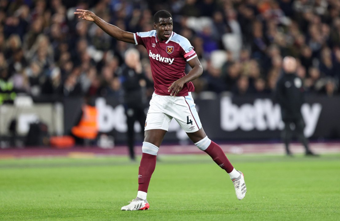 Kurt Zouma recibe una sanción de 330.000 dólares por patear a su gato