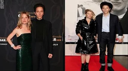 Elle me laisse sur le cul !  Raphaël épaté par Mélanie Thierry, il lui décl@re sa flamme