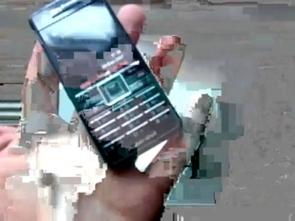 Sony Ericsson C902i