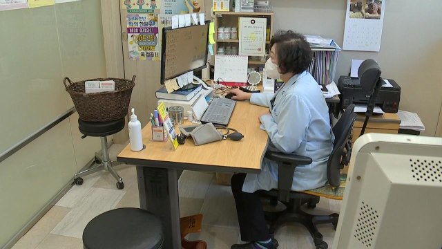 동네 병·의원에서 오늘부터 '비대면 진료'...일선 현장 '혼선' / YTN