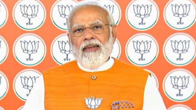 UP Ke Do Ladke: PM Modi snipes at Akhilesh-Jayant