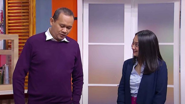 Selama Ini Pak RT Selingkuh Dengan Memes??