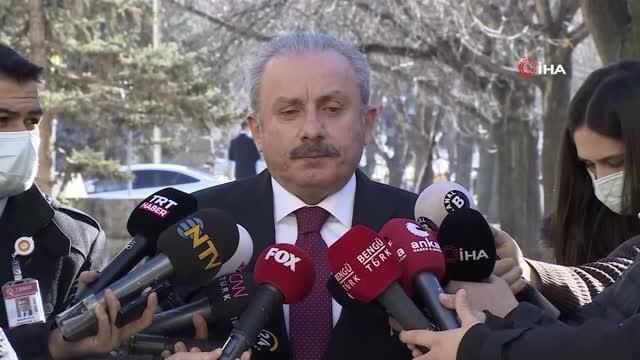 TBMM Başkanı Şentop: Cumhurbaşkanı'nın adaylığı 2.kez söz konusu. Elimde komisyon raporu var. 2016 yılında komisyonda Anayasa değişikliği teklifi...