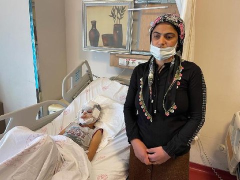 KÖPEKLERİN SALDIRDIĞI 7 YAŞINDAKİ AHMET YARALANDI