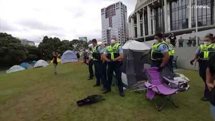 Nouvelle Zélande : heurts et arrestations lors de l'évacuation du campement des anti-vaccin