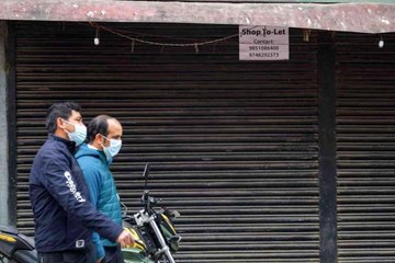 Nepal'de salgının etkisiyle turistik Thamel bölgesi sessizliğe gömüldü
