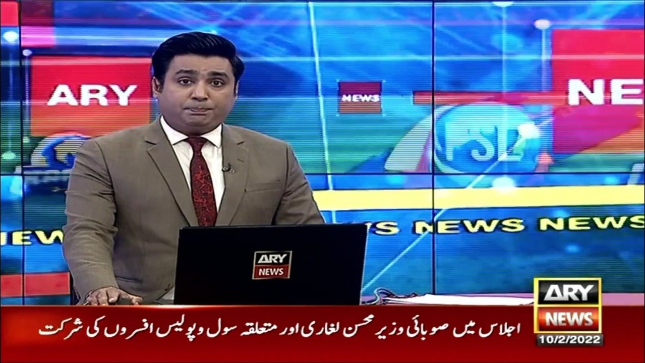 لاہور میں پولیس افسر کا موٹرسائیکل سوار کو منہ...