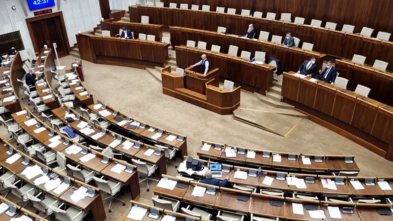 ZÁZNAM: Hodina otázok v NR SR 10/02/22
