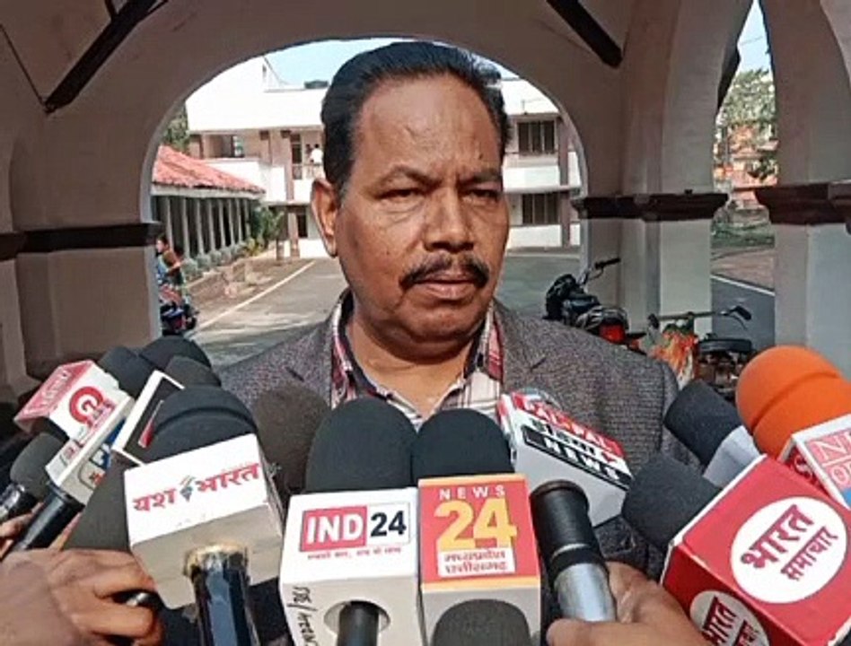 झूठे मामले में फंसाने की धमकी देकर 25 हजार रुपए मांग रहा था एएसआइ, गिरफ्तार, देखें वीडियो
