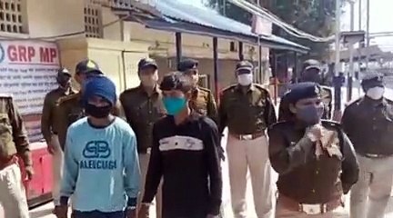 video - ब्रांडेड कपड़े, जूते और कार में घूमने के शौक ने पहुंचाया जेल