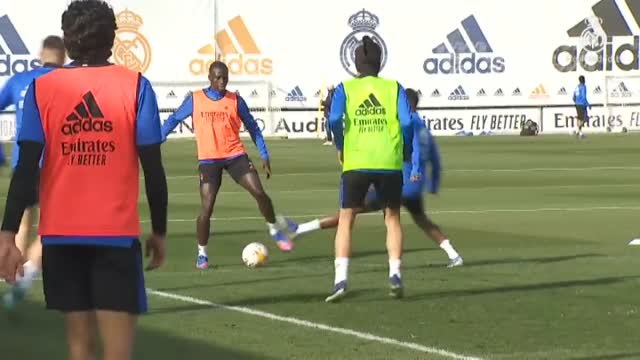 Todos pendientes de Benzemá en la sesión de hoy en Valdebebas