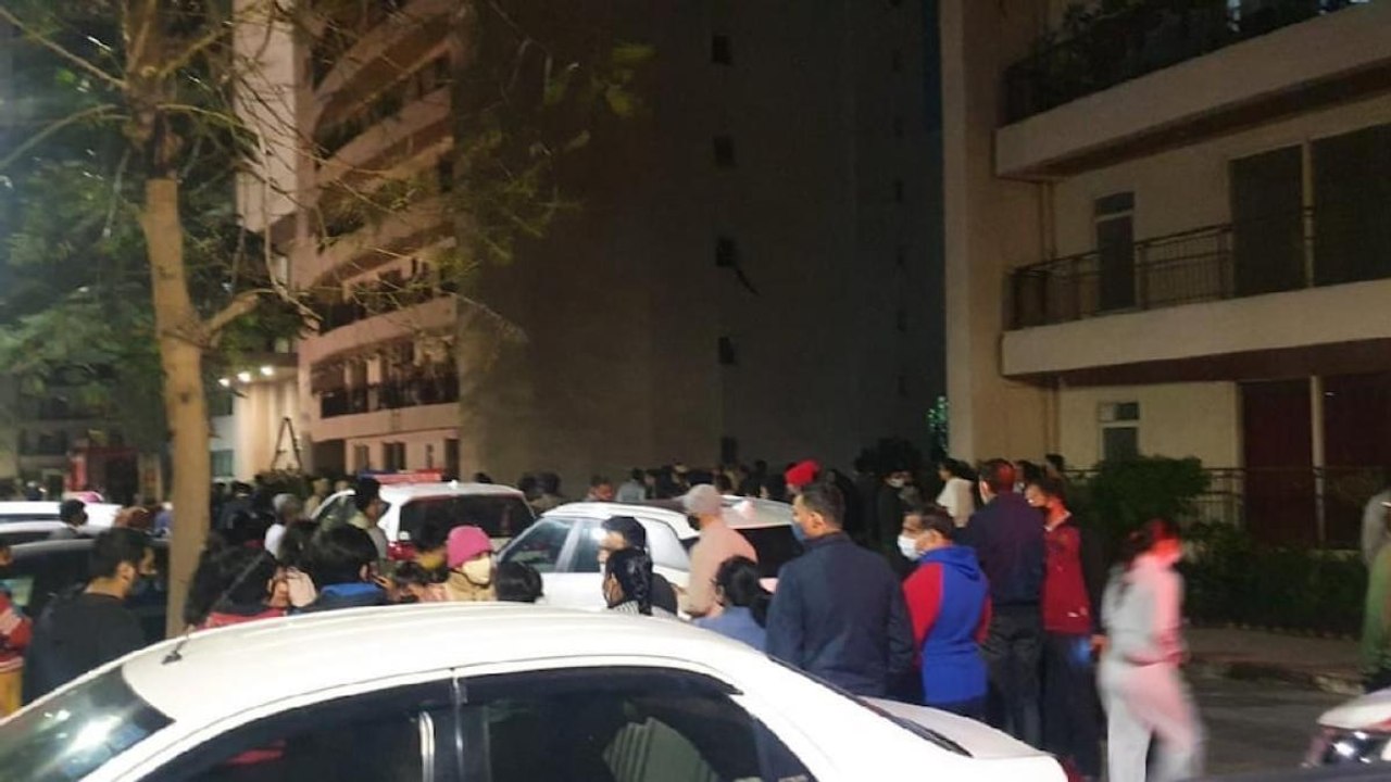 Accident in Gurugram, roof fell from 6th floor,2 labors died