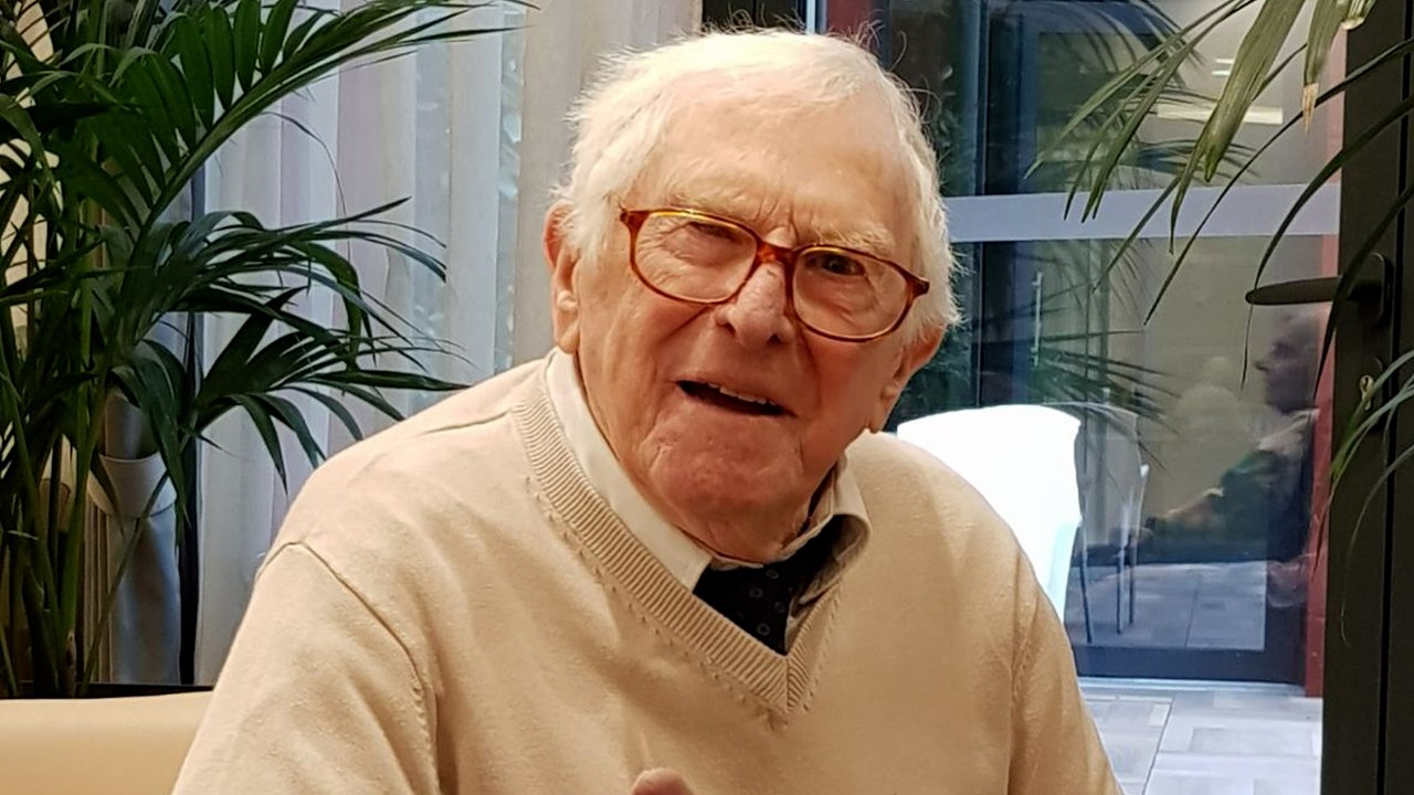 "Mon père est mort comme un chien" : Lionel, dont le père est décédé dans un Ehpad Orpea, va saisir la justice