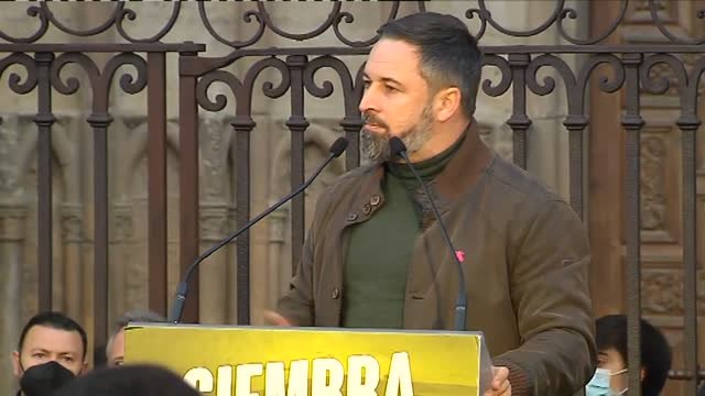 Abascal: No ha habido ningún español fuera de España cogiendo machetes, sí un español cogiendo un patinete para defender a víctimas del terrorismo yihadista