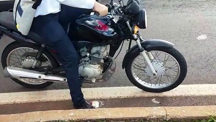 Colisão de trânsito envolvendo moto é registrada na marginal da BR-277