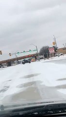 Not Even Snow Stops Texans From Getting to Whataburger