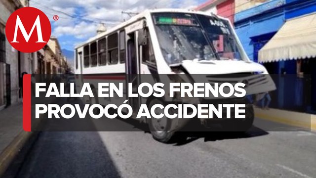 En Oaxaca, choque de autobús de pasajeros deja cinco heridos