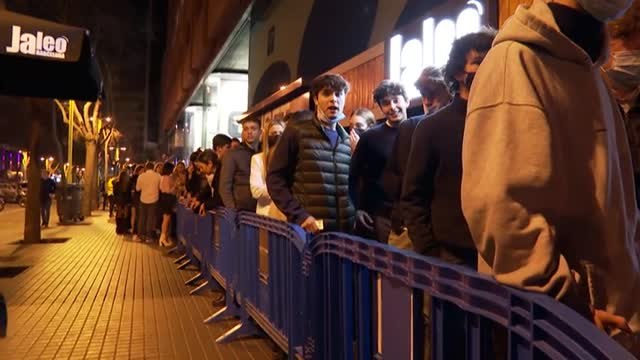 Cataluña reabre el ocio nocturno después de 700 días de restricciones