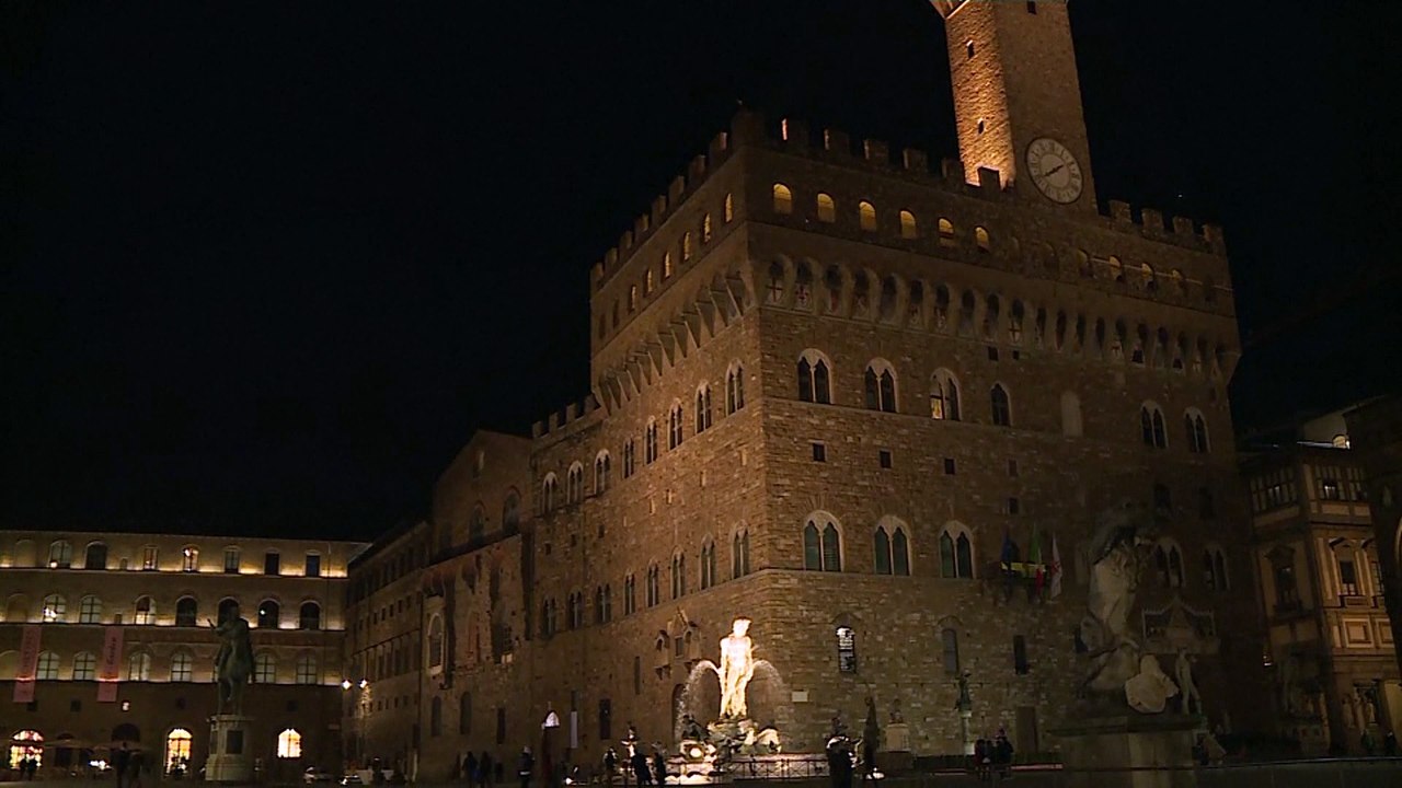 Итальянские палаццо остались без севта