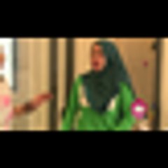 Detik Keluarga 31 - Emma mandikan Lilo the Iguana