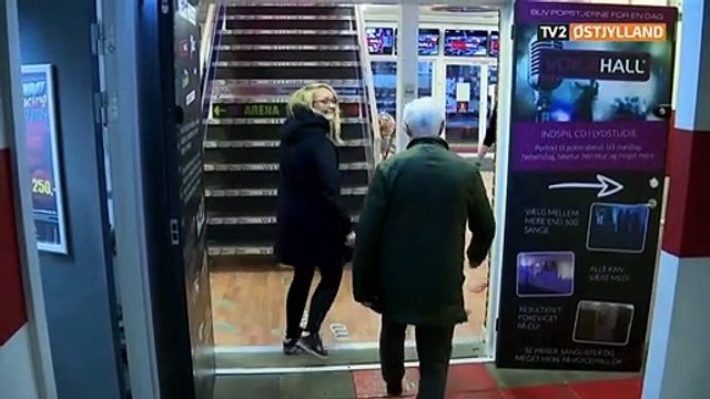 Isabella og Moffe gir´den gas | Morfars World Tour | Svend Aage Jensen | Isabella Alberte Hedager | Aarhus | 03-02-2017 | TV2 ØSTJYLLAND @ TV2 Danmark