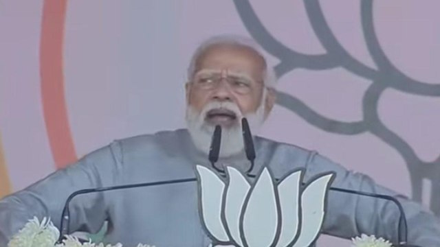 PM Modi mentioned Lata Mangeshkar in Kasganj election rally!