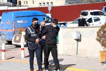 Yabancı uyruklu şahsı darp edip cep telefonlarını çalmıştı, 11 suç kaydının olduğu ortaya çıktı