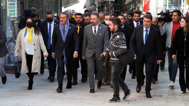 Mustafa Sarıgül: Tencerelerde et kaynamıyor dert kaynıyor