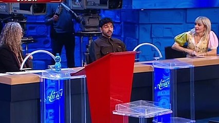 Télécharger la video: Amici 21, Raimondo Todaro e Alessandra Celentano fuori controllo