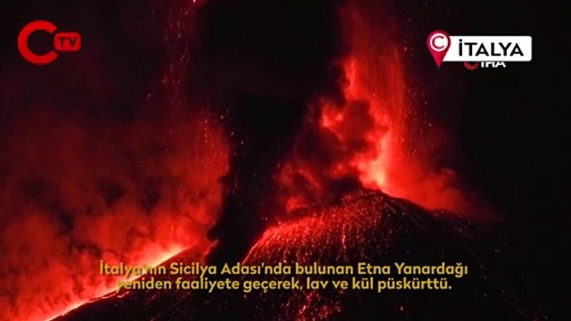 İtalya'daki Etna Yanardağı lav ve kül püskürttü
