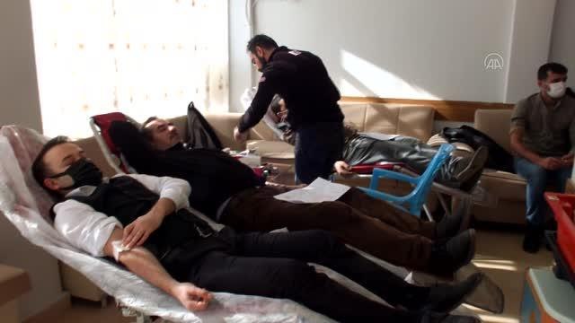 Keban'da Kızılay için gönüllü kan bağışı