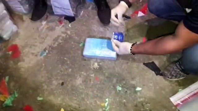 APRESAN CINCO Y OCUPAN 454 PAQUETES PRESUMIBLEMENTE COCAÍNA EN LA ALTAGRACIA