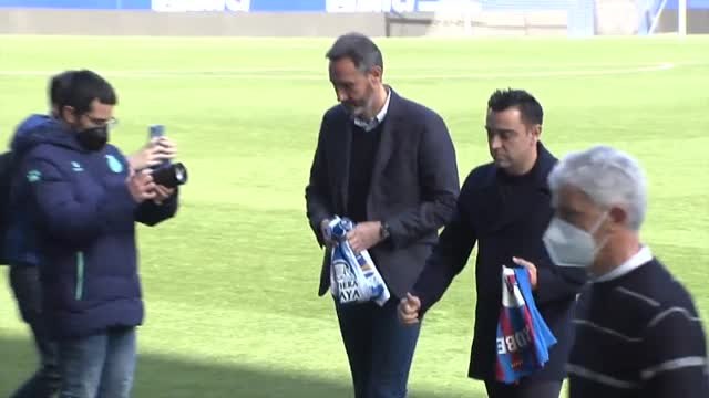 Xavi y Vicente Moreno posan antes del derbi de mañana