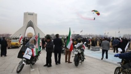 Irán celebra el aniversario de la revolución bajo la sombra de la covid