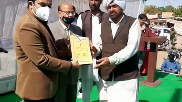 Nagori bull with camel became the pride of Ramdev cattle fair